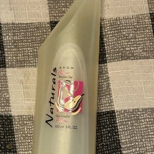 Avon Naturals Pear Shower Gel,